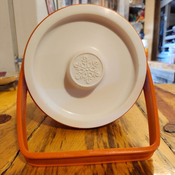 Vintage 1970s Rubbermaid Orange Insulated Ice Bucket #2260 USA Made Retro Bar - Picture 2 of 6